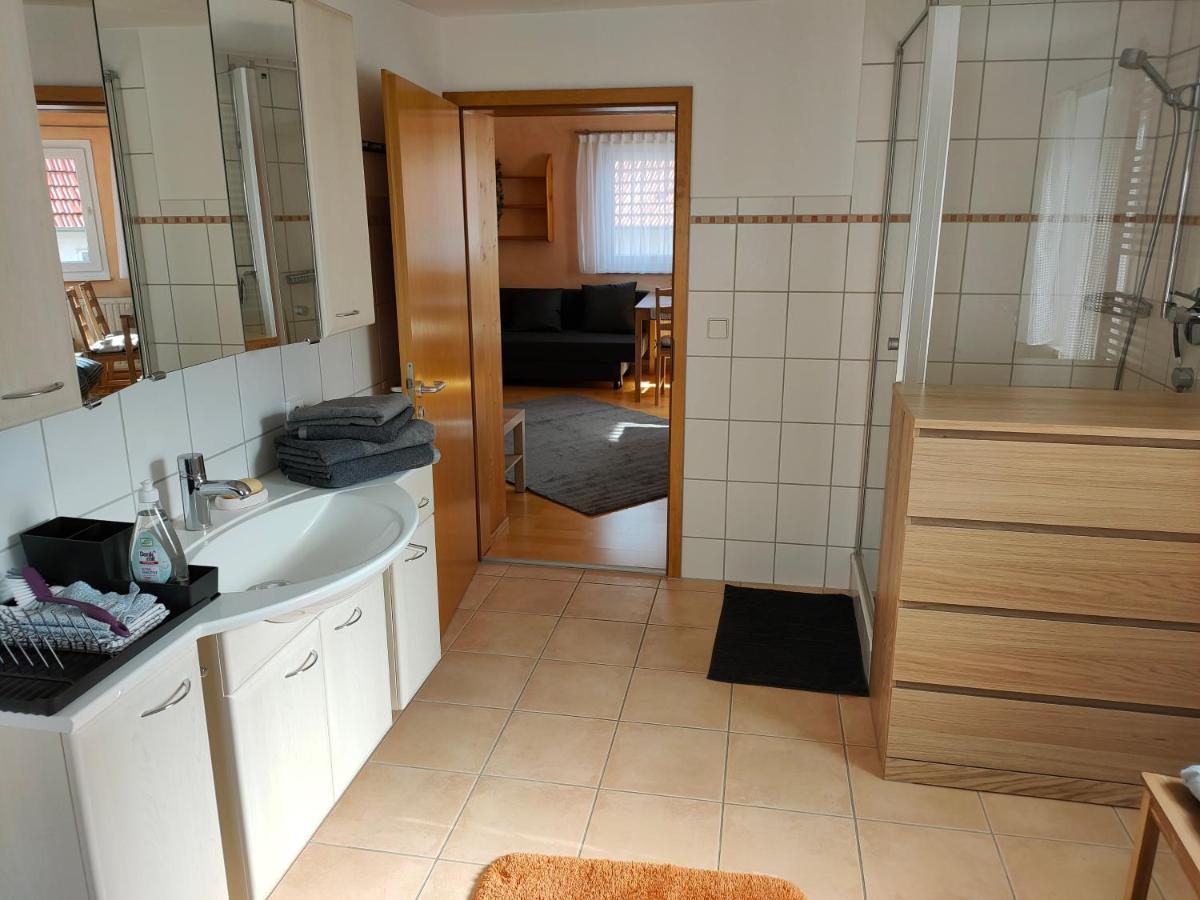 Zentrale & Ruhige Ferienwohnung Mössingen Exteriör bild