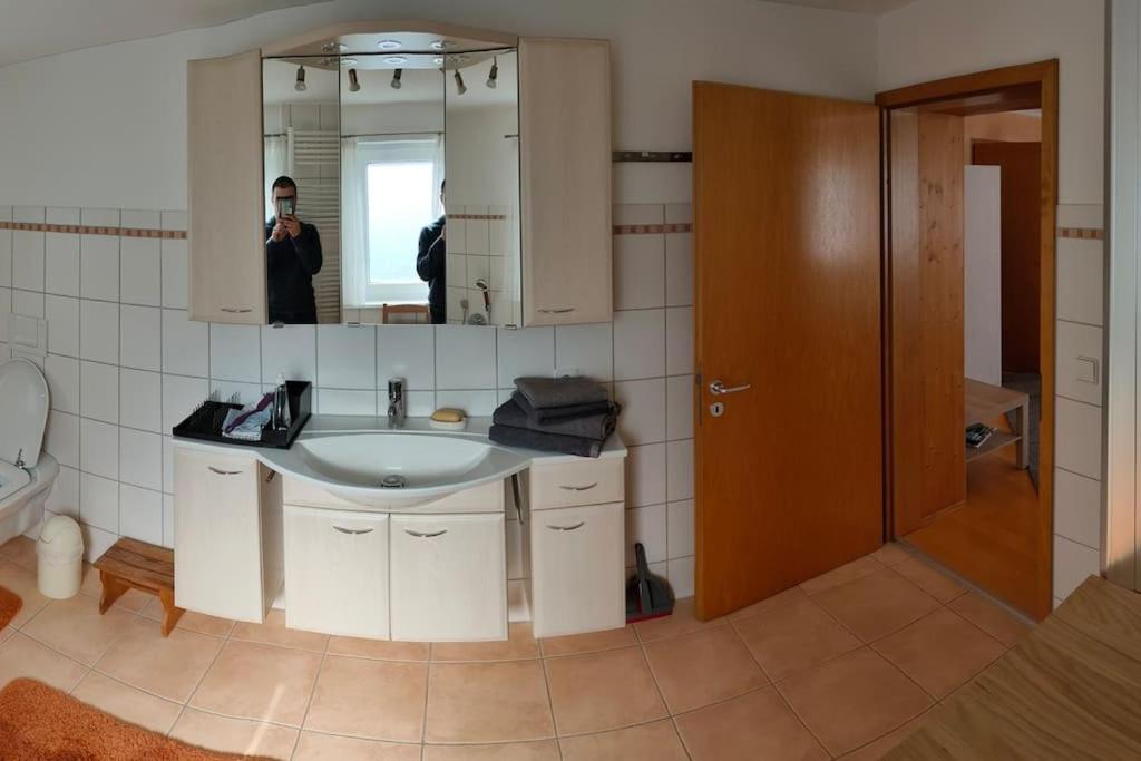 Zentrale & Ruhige Ferienwohnung Mössingen Exteriör bild